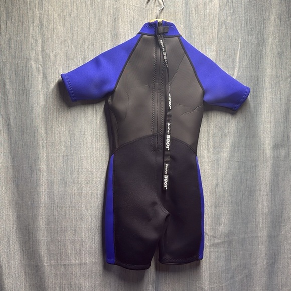 Wet suit kids size 10 - Picture 5 of 8